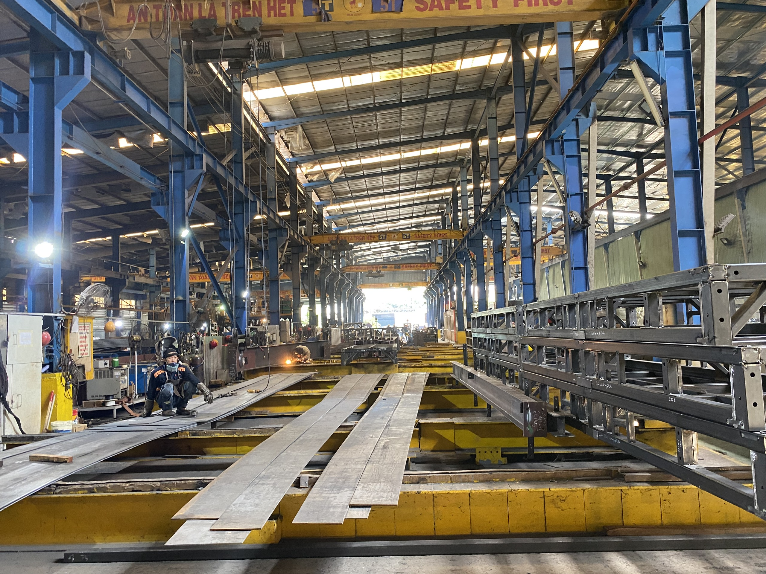 metal fabrication factory